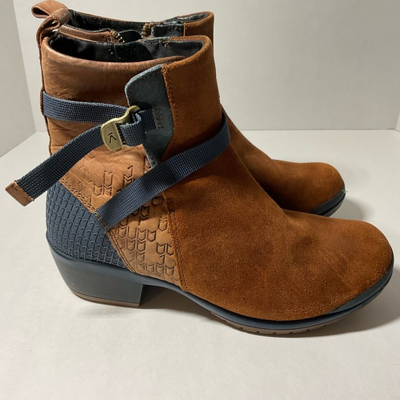 Keen Brown blue Morrison boots. Size 7 - Picture 4 of 14